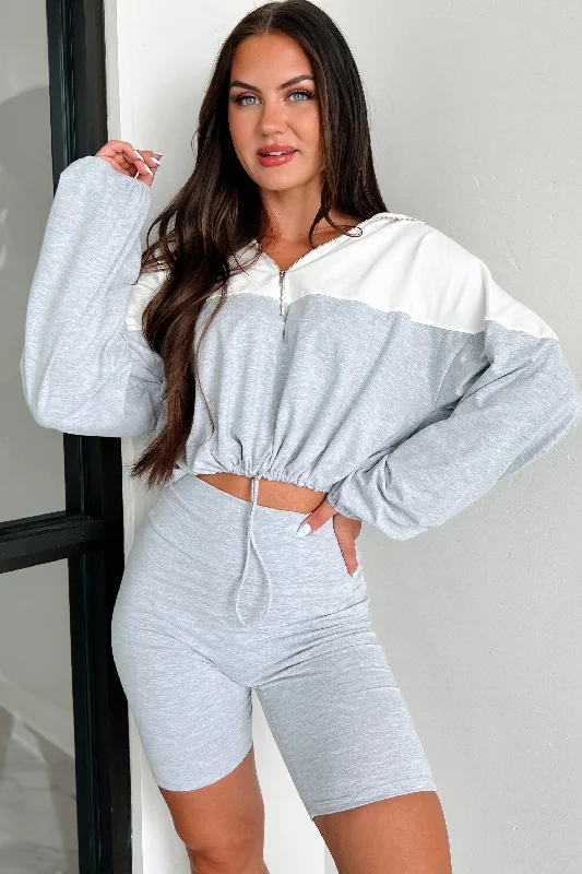 Women's Comfy Attire For Lounging Feeling The Burn Athleisure Set (Light Heather Grey/Ivory)