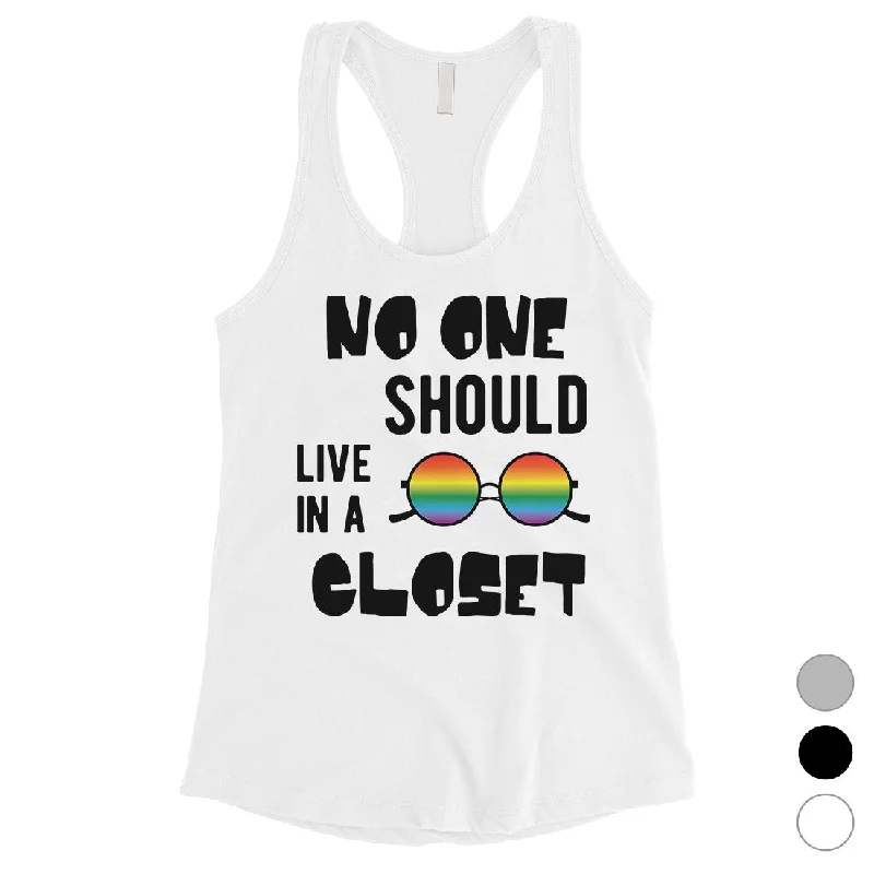 Women's Relaxed Clothes LGBT No Live Closet Rainbow Womens Tank Top